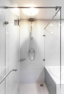 Bowen Remodeling Benefits of a Walk-in Shower